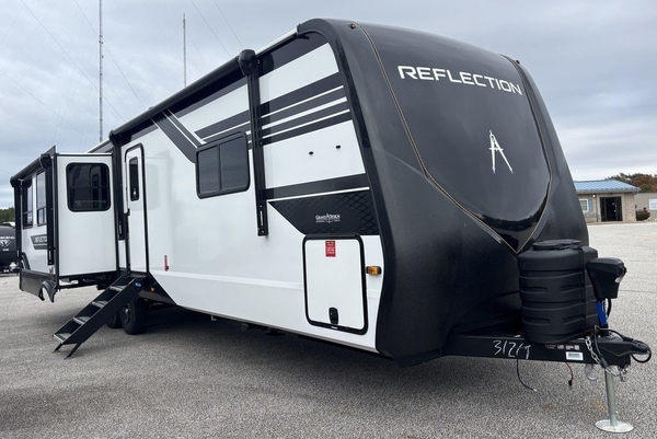 Photo of RV